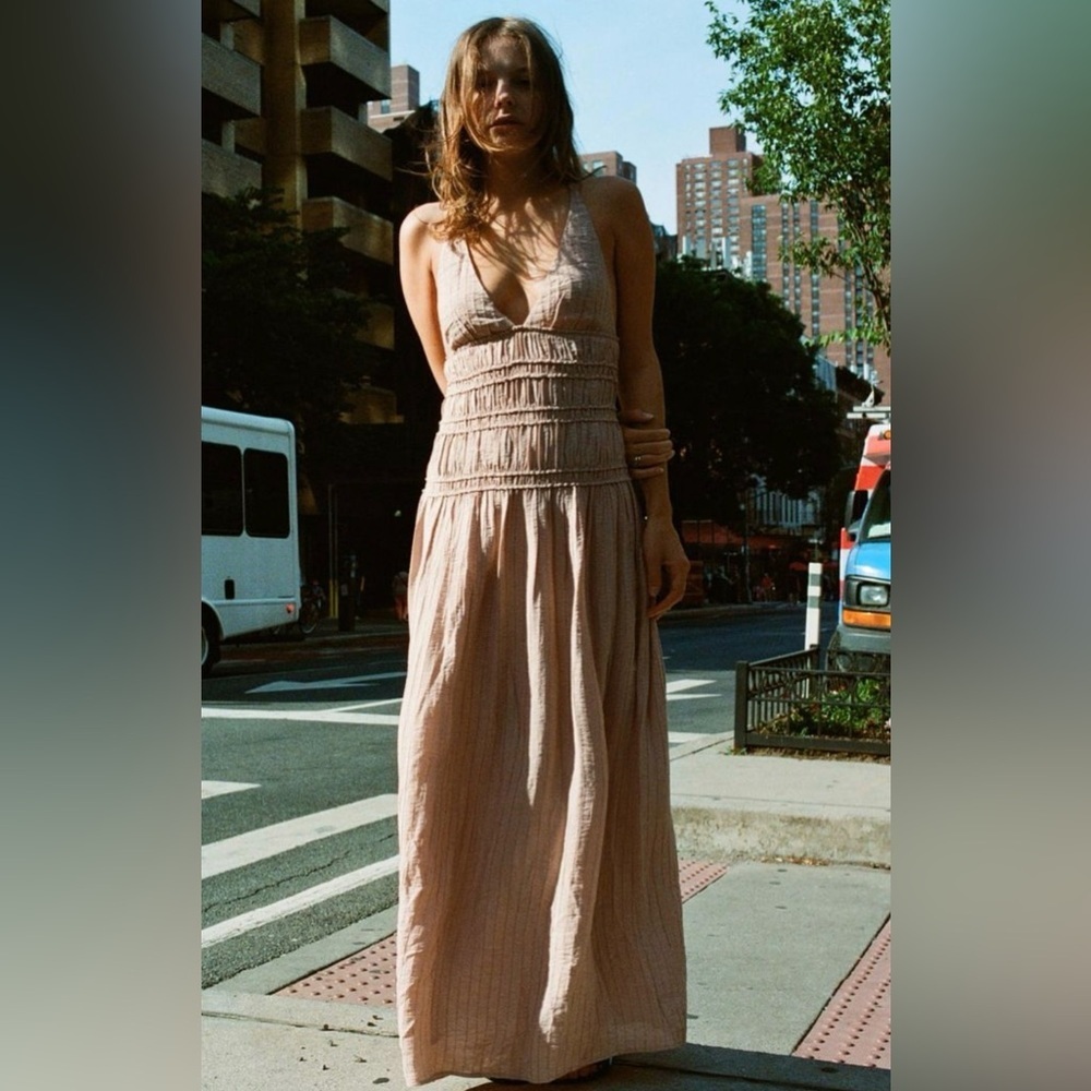 Zara Pale Pink Textured Midi Dress Size M Blogger Favorite - Picture 2 of 14